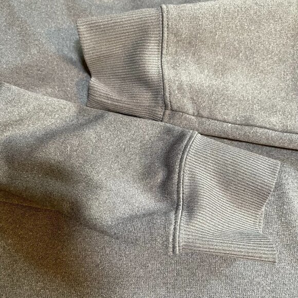 WOMEN'S Under Armour 1222625 Gray Long Sleeve Hoodie! Size Small - Picture 2 of 7